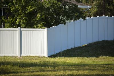 Vinyl Fence Replacement in St Louis, MO